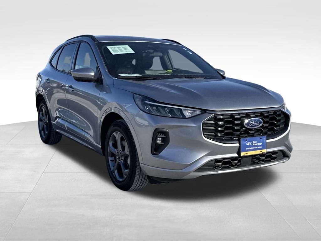 Certified 2023 Ford Escape ST-Line Select w/ Tech Pack #2 image 5