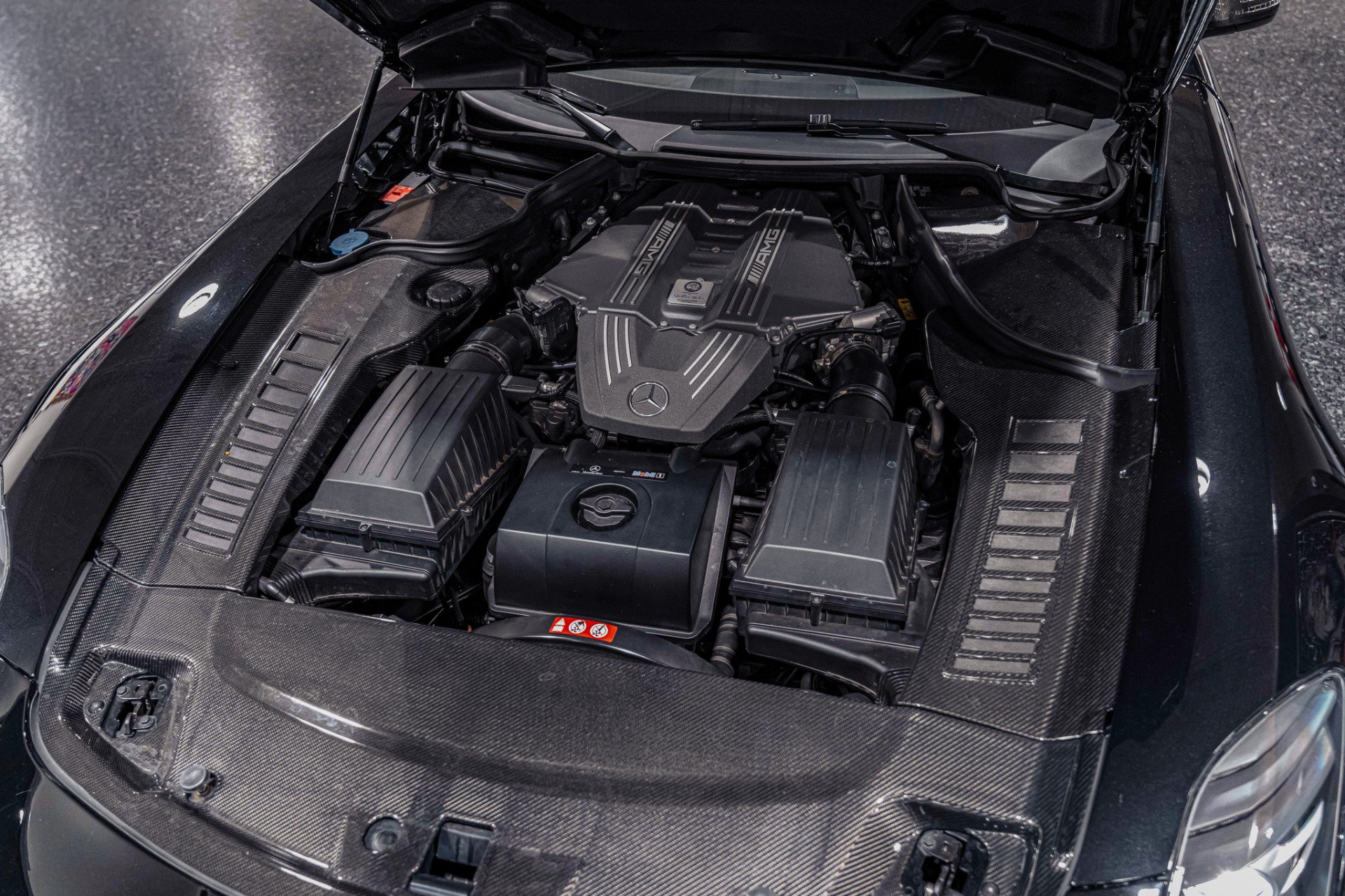 Used 2012 Mercedes-Benz SLS AMG Coupe image 25