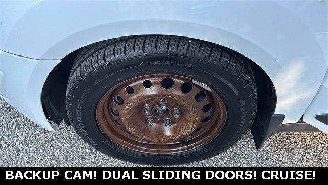 Used 2015 Ford Transit Connect XLT image 32