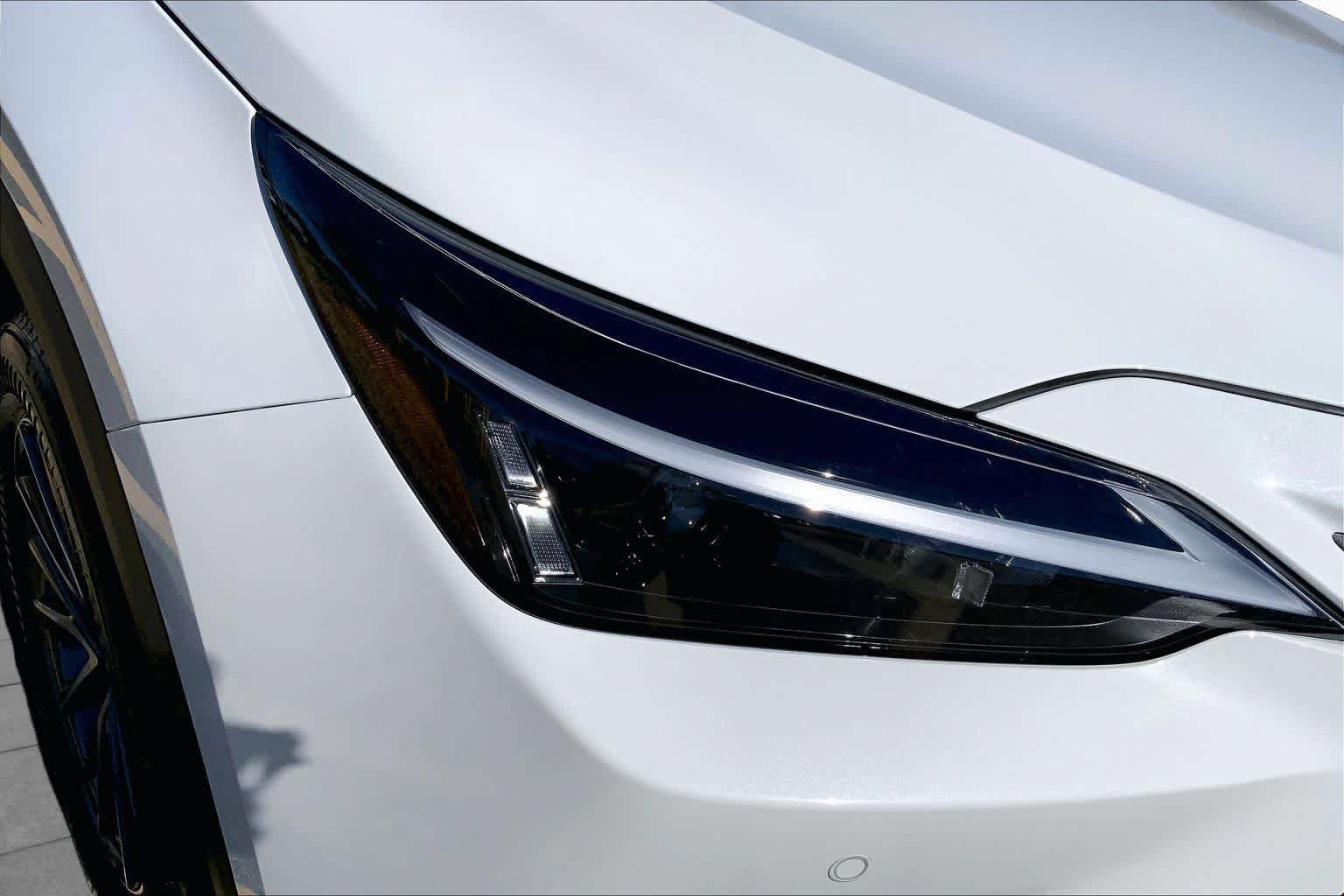 Certified 2026 Lexus NX 350 AWD w/ Accessory Package (2T) image 28