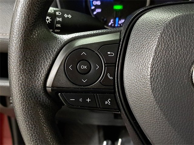 Used 2022 Toyota RAV4 LE image 24