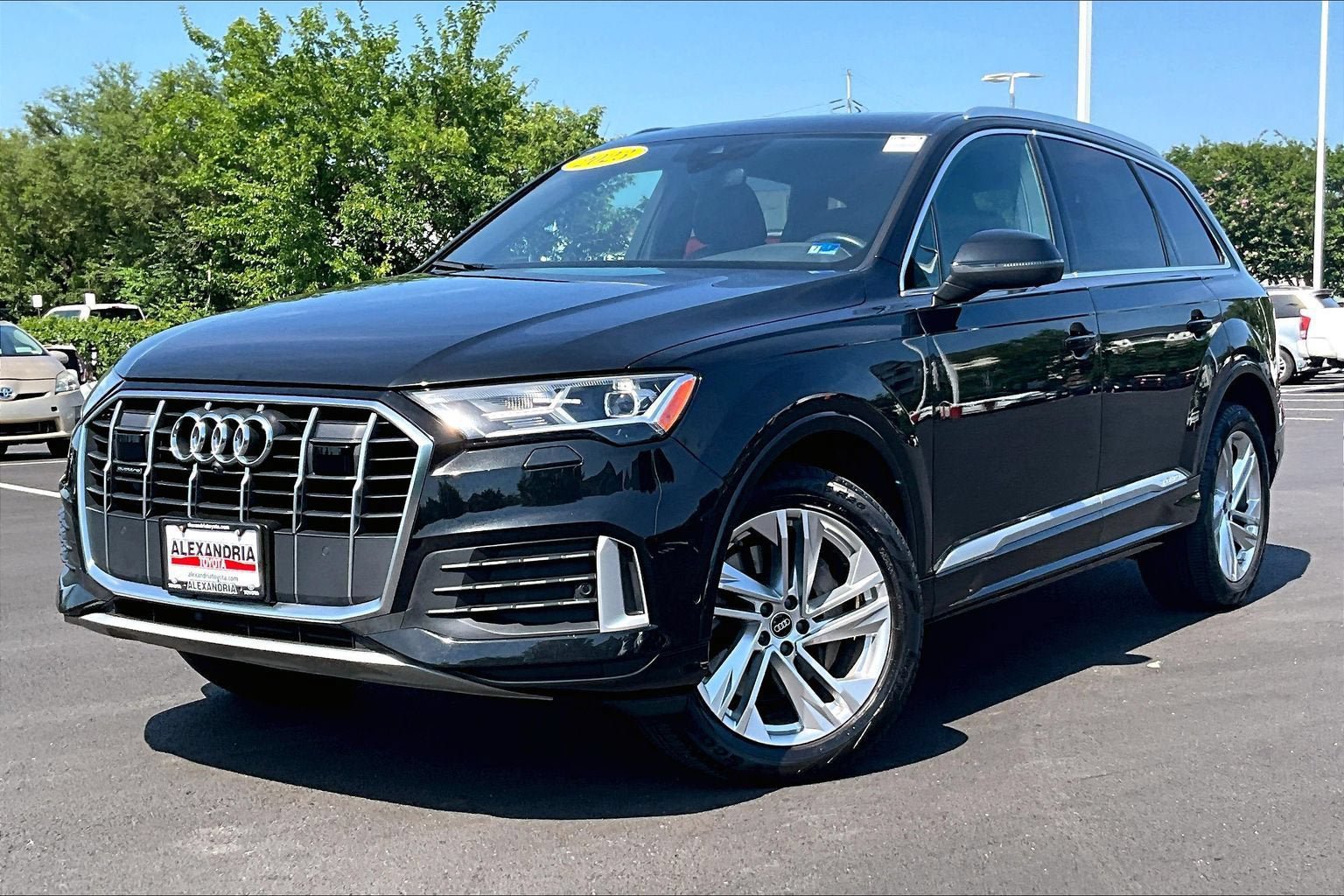 Used 2023 Audi Q7 2.0T Premium w/ Convenience Package AWD/4WD video 1