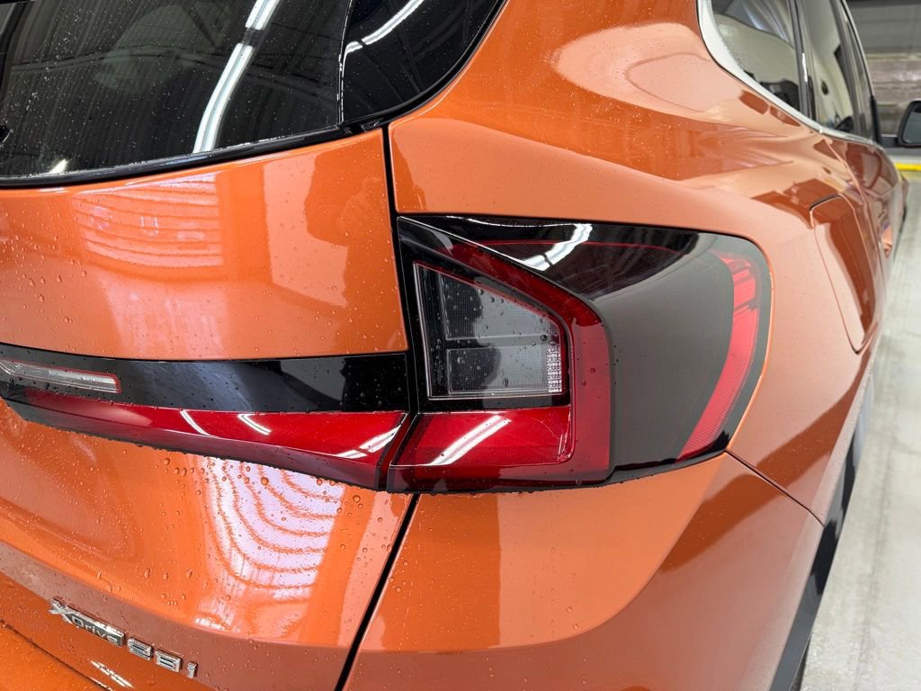 Used 2025 BMW X1 xDrive28i image 4