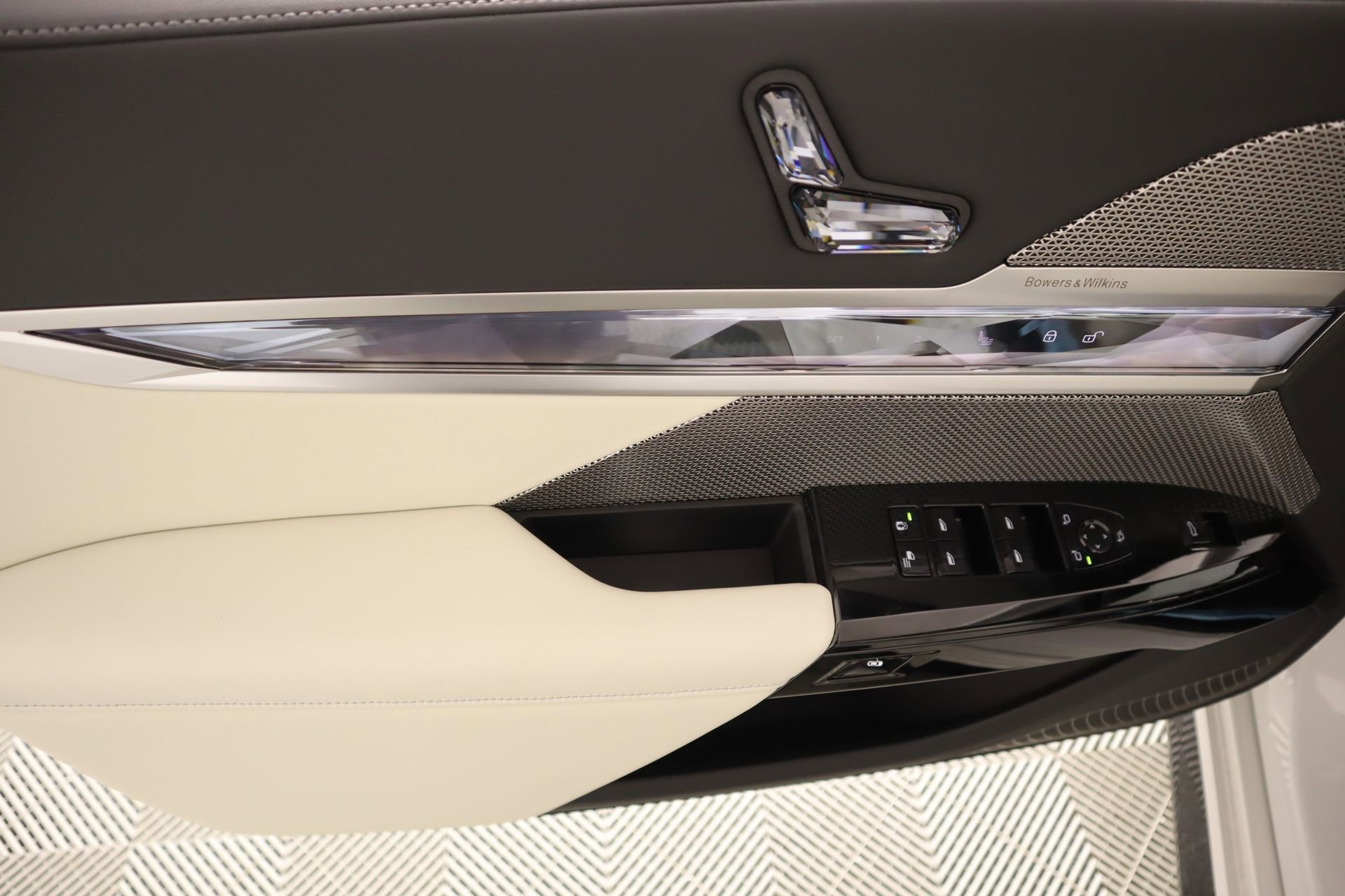 New 2026 BMW 740i RWD image 16