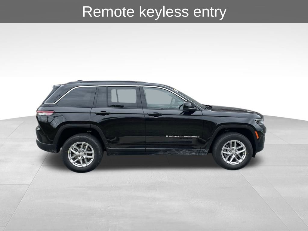 New 2025 Jeep Grand Cherokee Laredo X w/ Luxury Tech Group I image 4