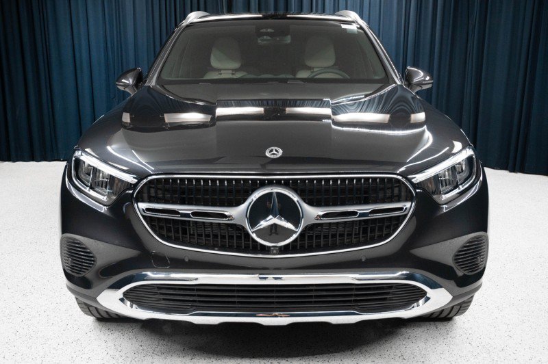 New 2026 Mercedes-Benz GLC 300 4MATIC image 2