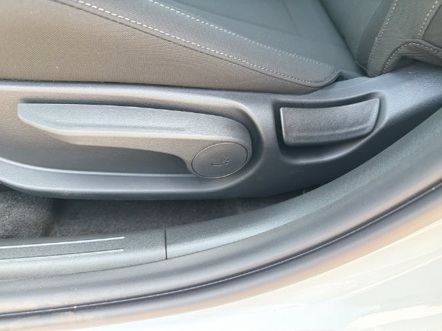New 2026 Hyundai Elantra Sport FWD image 23
