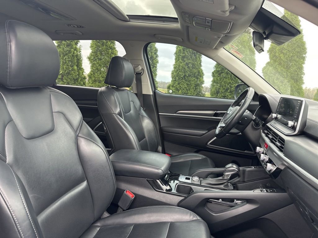 Used 2020 Kia Telluride S image 36