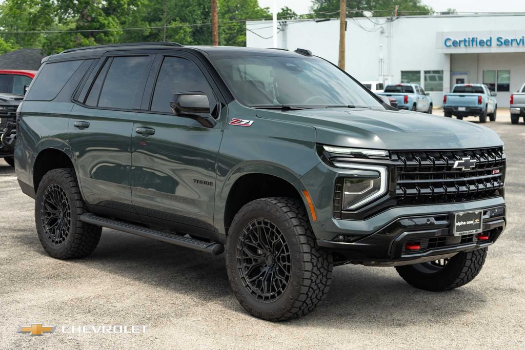 New 2026 Chevrolet Tahoe Z71 w/ Sun And Tow Package AWD/4WD image 4