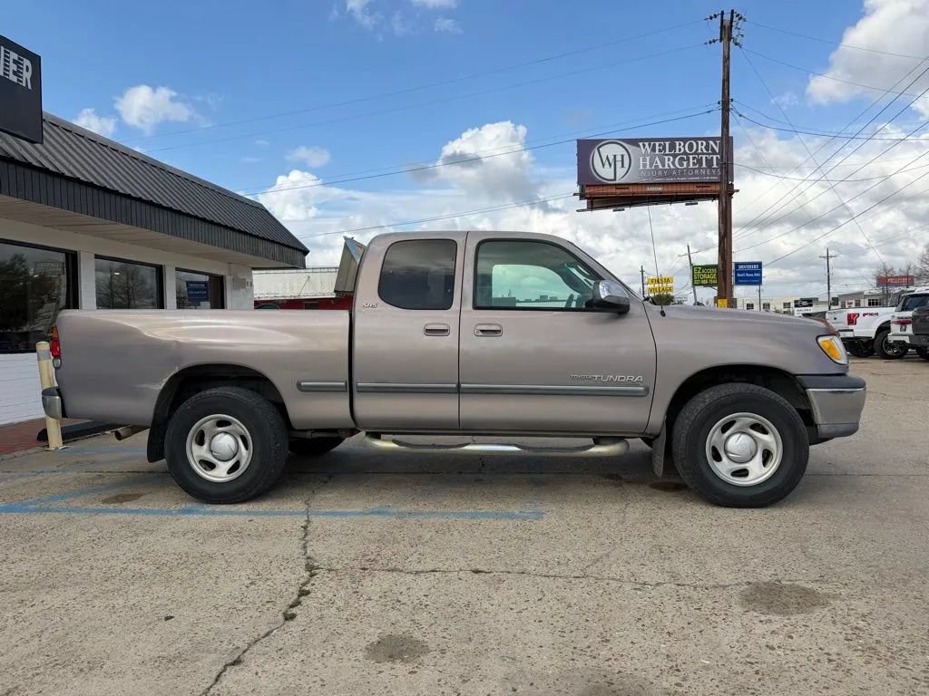 Used 2000 Toyota Tundra SR5 RWD image 4
