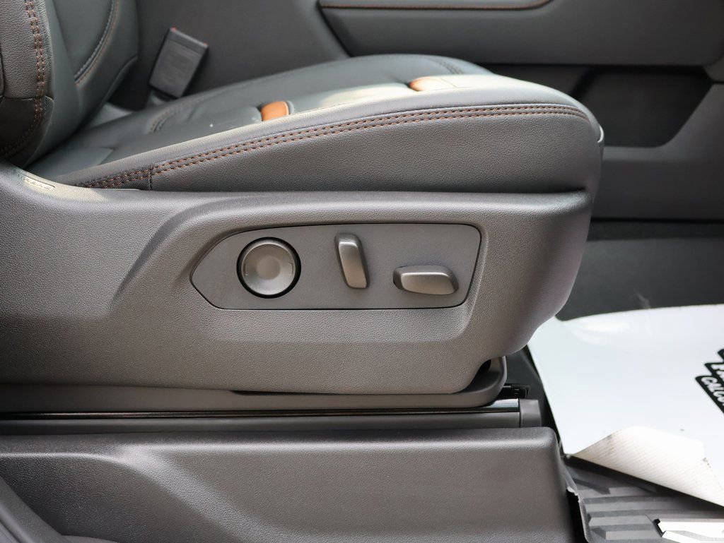 New 2026 GMC Sierra 3500 AT4 w/ AT4 Premium Plus Package image 47