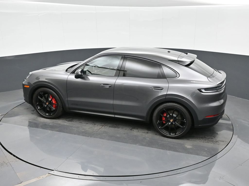 Certified 2025 Porsche Cayenne GTS image 27