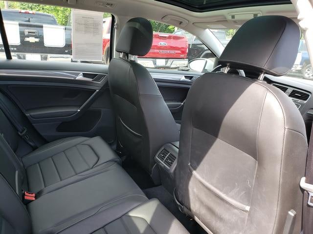 Used 2017 Volkswagen Golf Alltrack AWD/4WD image 17