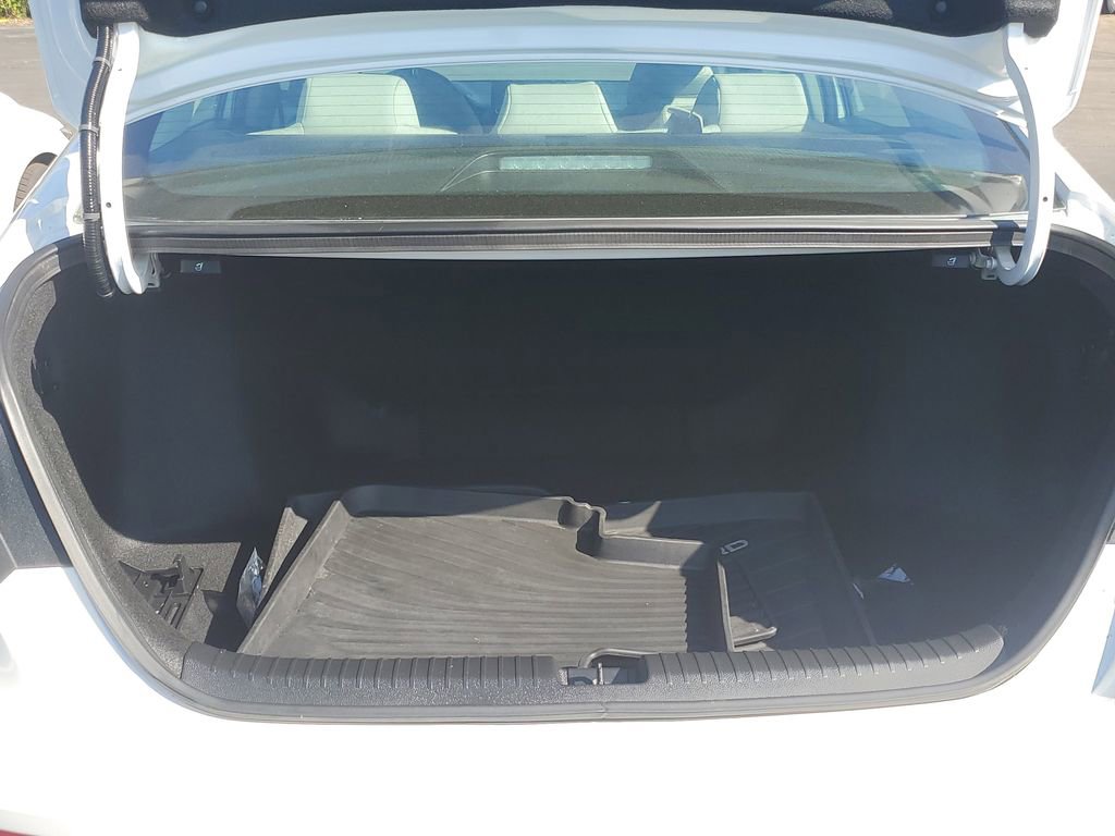 Certified 2025 Honda Accord SE image 30