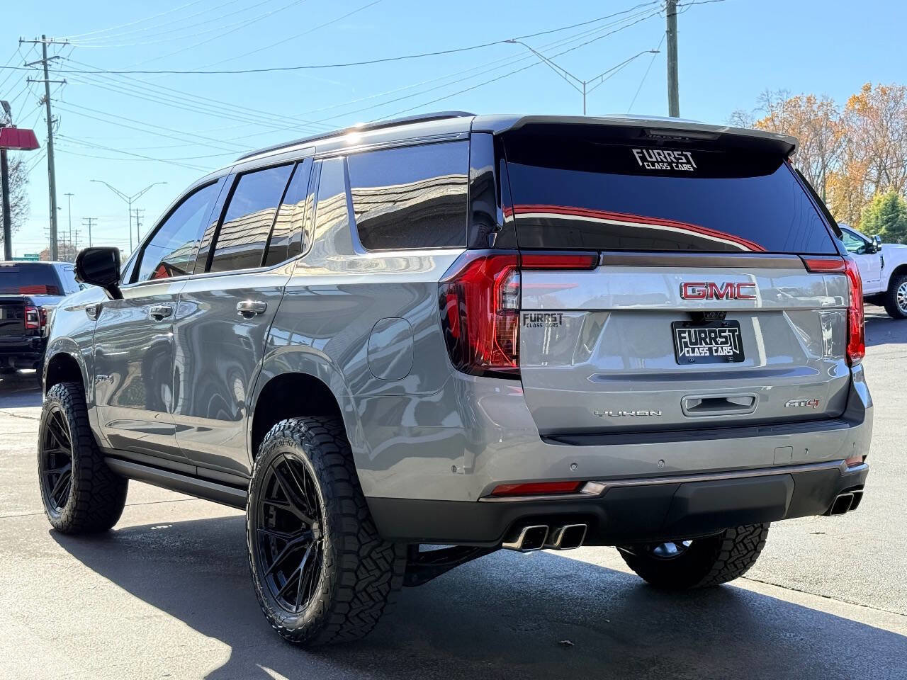 Used 2025 GMC Yukon AT4 Ultimate w/ LPO, Floor Liner Package image 5