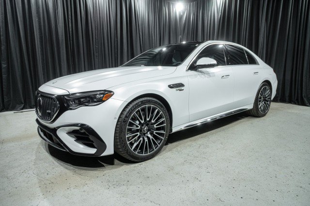 New 2026 Mercedes-Benz E 53 AMG e 4MATIC Sedan image 1