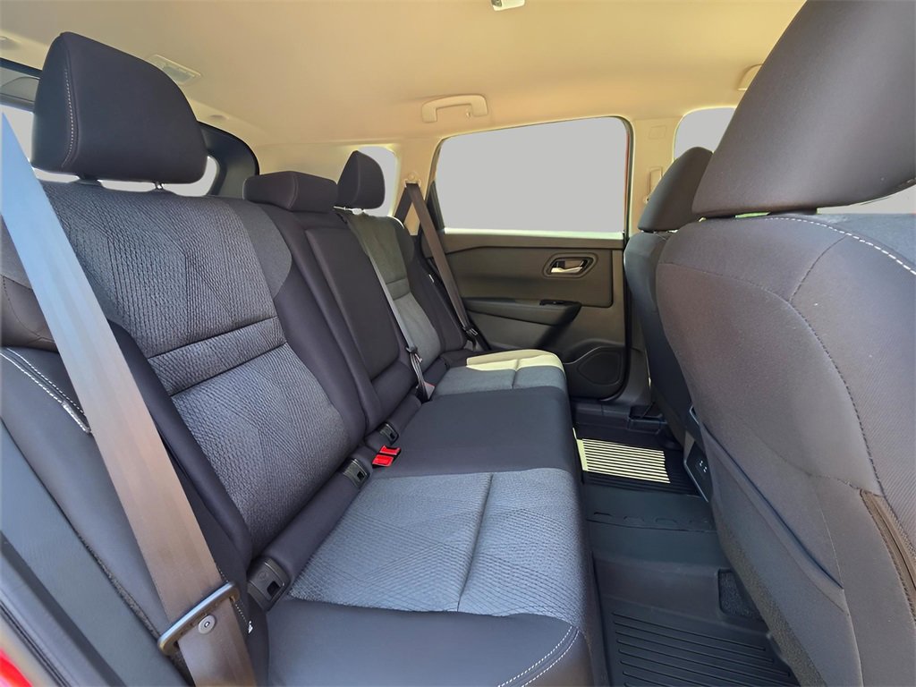 New 2026 Nissan Rogue SV image 9