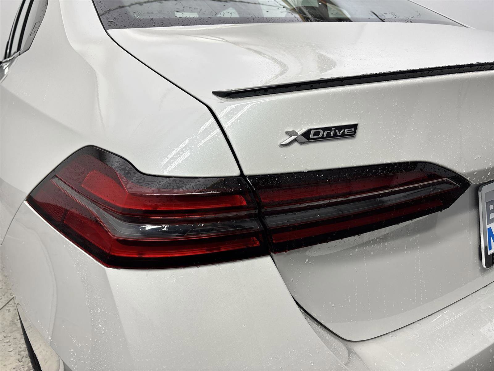 New 2026 BMW 530i xDrive w/ M Sport Package image 19