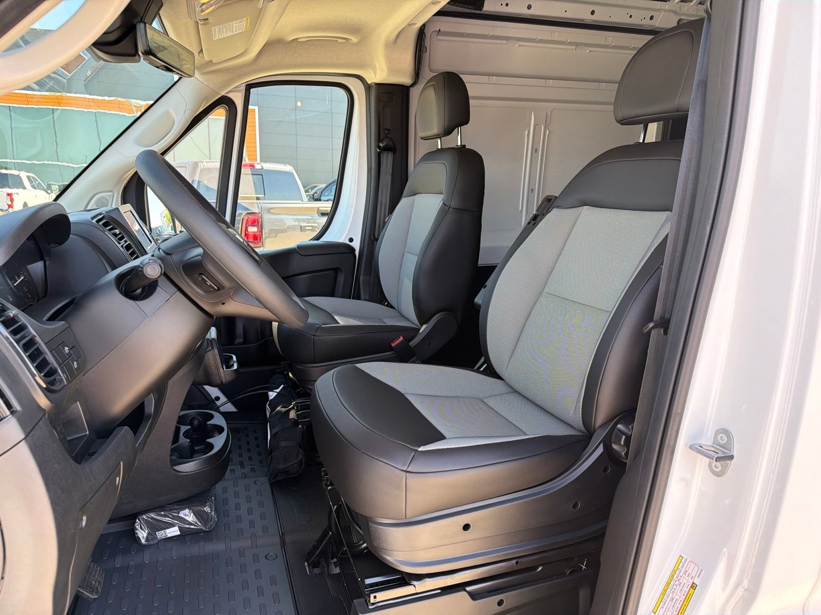 New 2027 RAM ProMaster 2500 w/ Safety Group FWD image 14