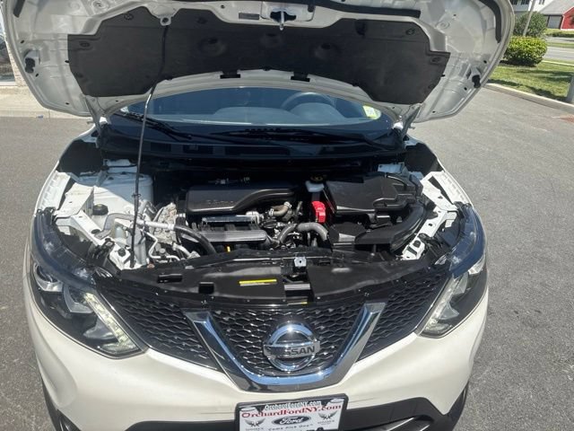 Used 2017 Nissan Rogue Sport S w/ S Appearance Package AWD/4WD image 19