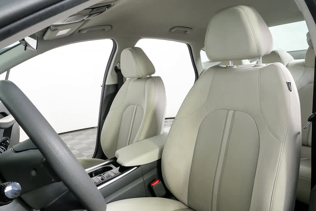 Used 2023 Hyundai Sonata SE FWD image 5