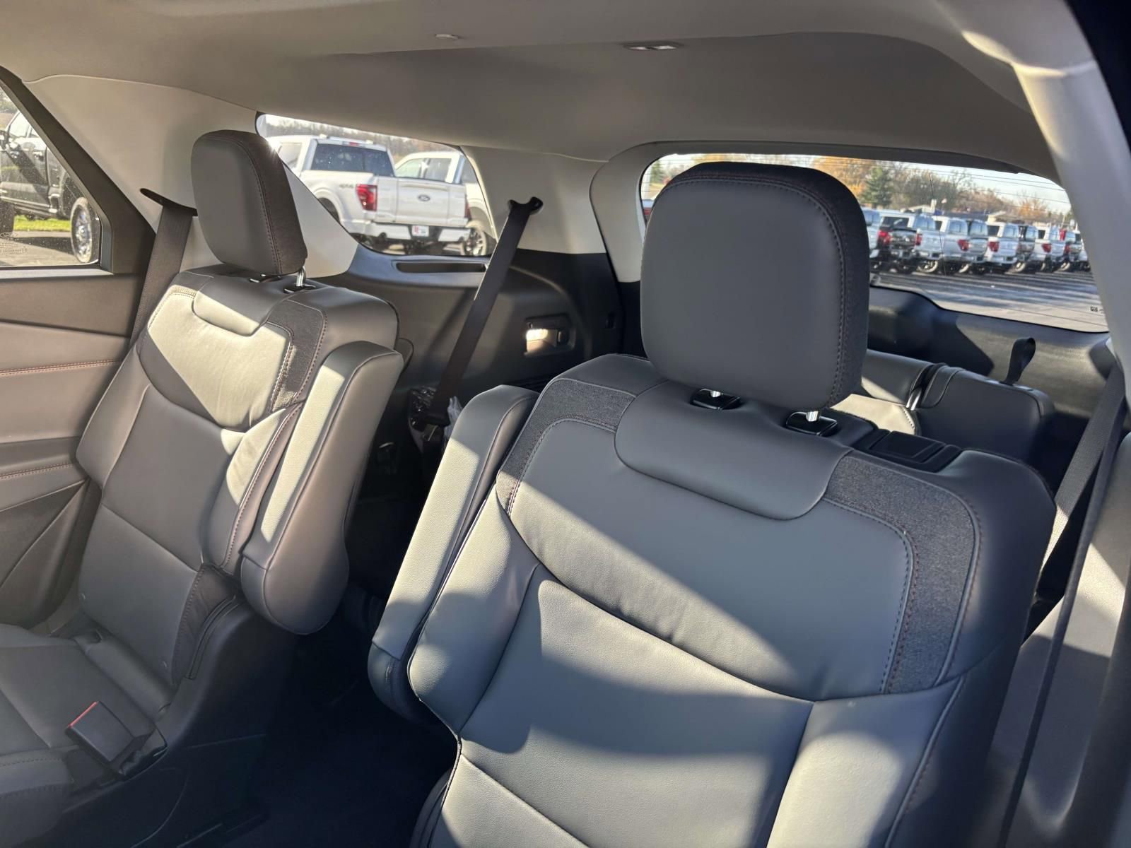 New 2026 Ford Explorer Active image 27