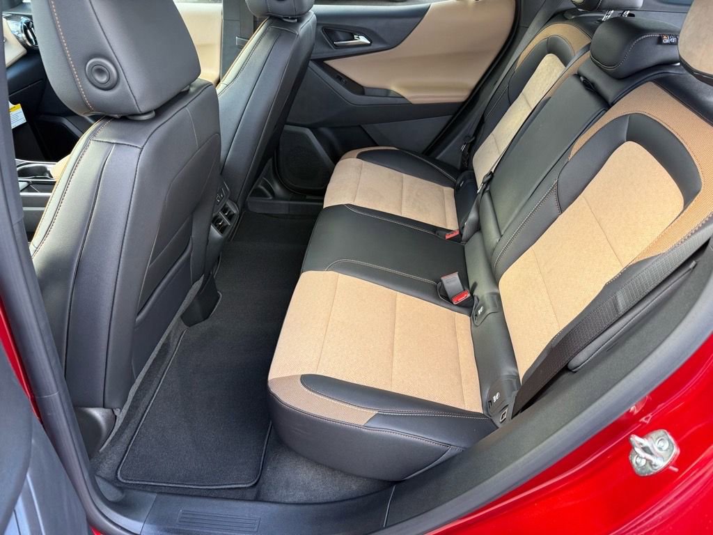 New 2026 Chevrolet Equinox ACTIV w/ Convenience Package III image 6