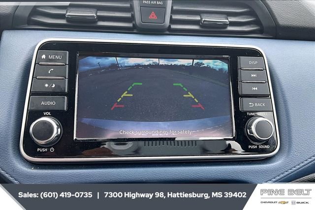 Used 2025 Nissan Versa SV image 15