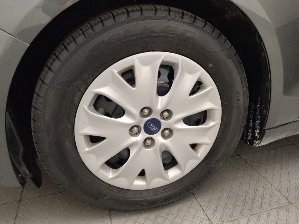 Used 2020 Ford Fusion S FWD image 31
