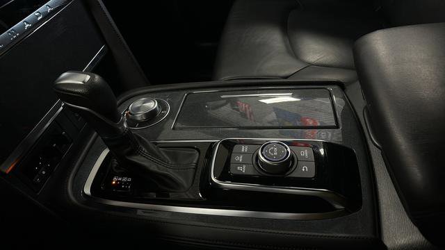 Used 2021 Nissan Armada SL w/ Midnight Edition Package AWD/4WD image 19