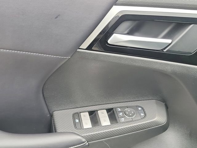 Used 2024 Mitsubishi Outlander SE image 21