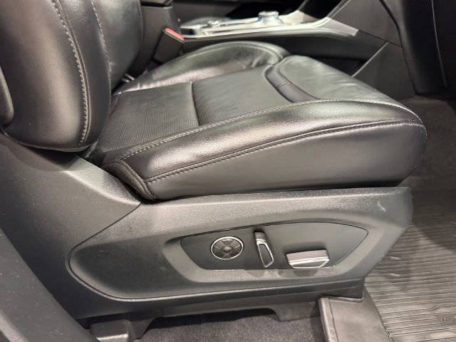 Used 2020 Ford Explorer Platinum w/ Premium Technology Package image 49