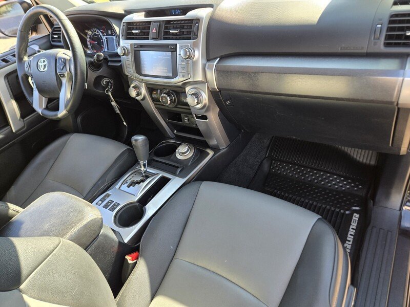 Used 2019 Toyota 4Runner SR5 Premium AWD/4WD image 16