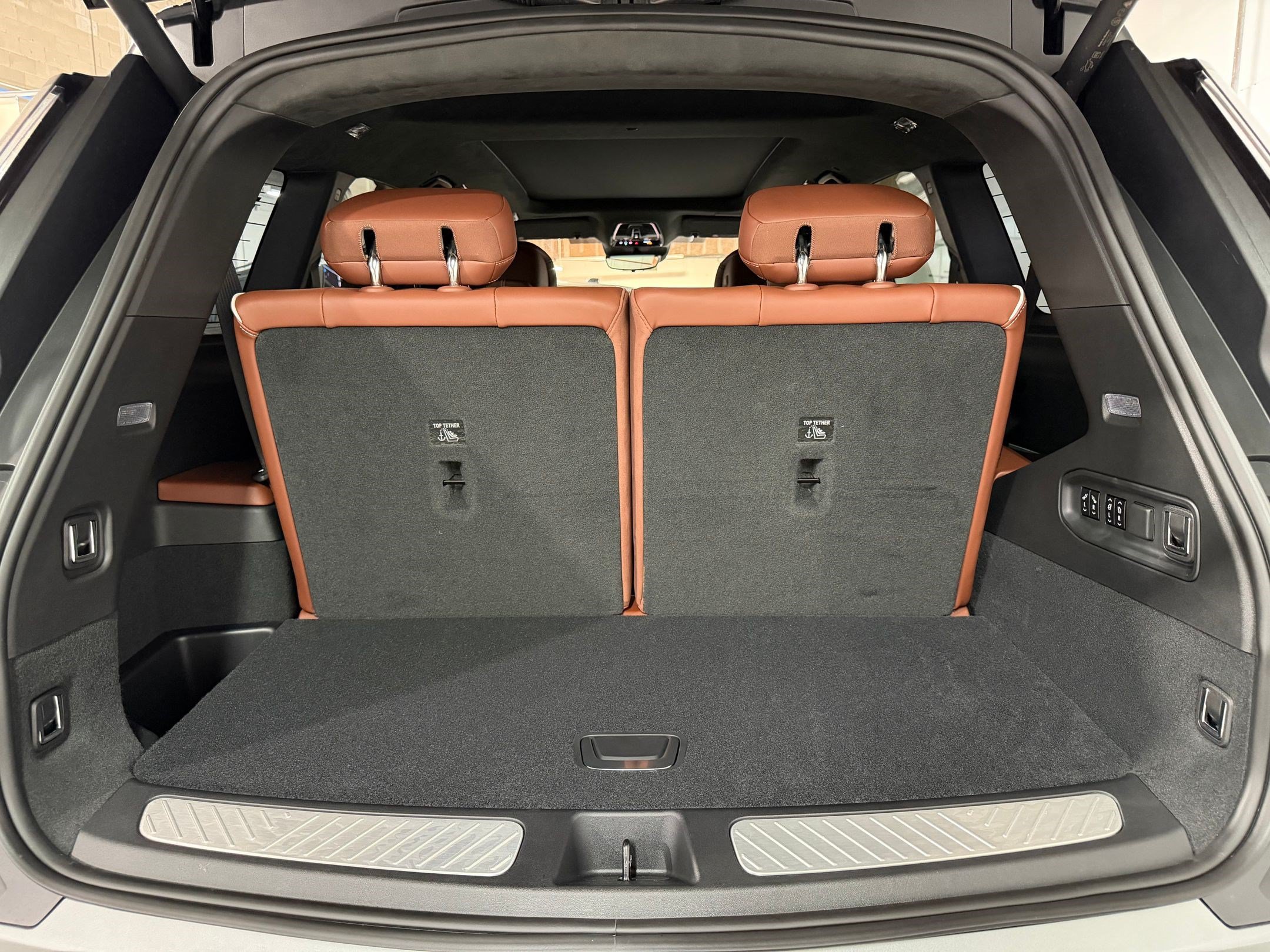 New 2026 Cadillac Vistiq Platinum AWD/4WD image 44