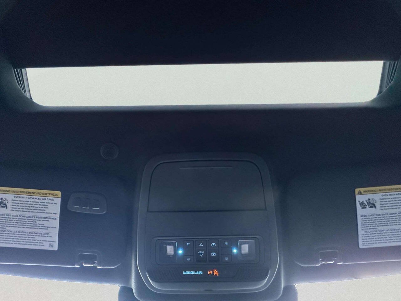 Used 2020 Ford Explorer Limited AWD/4WD image 32