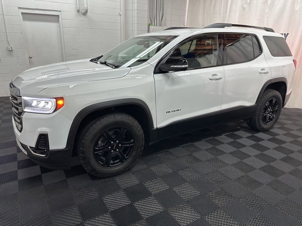 Used 2023 GMC Acadia AT4 w/ Preferred Package image 5