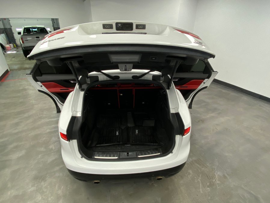 Used 2020 Jaguar F-PACE S image 51