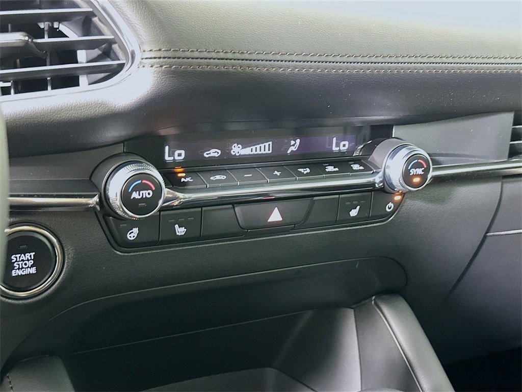 New 2025 MAZDA MAZDA3 Hatchback w/Premium Plus Pkg image 14