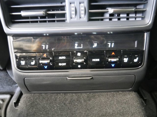 Certified 2025 Lexus LX 700h Overtrail AWD/4WD image 41