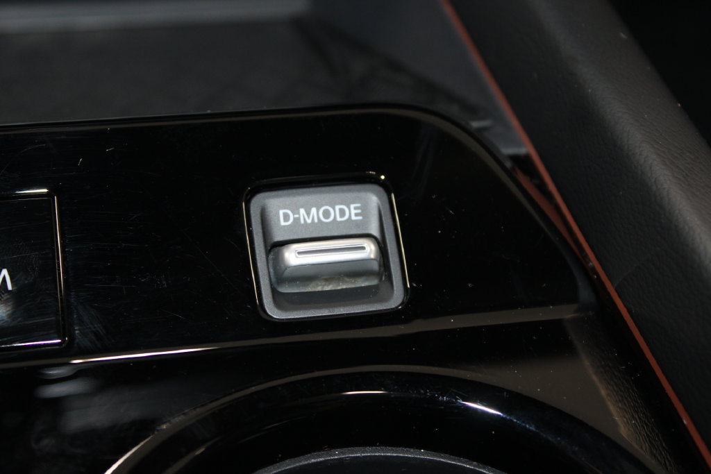 Used 2025 Nissan Murano SL AWD/4WD image 46