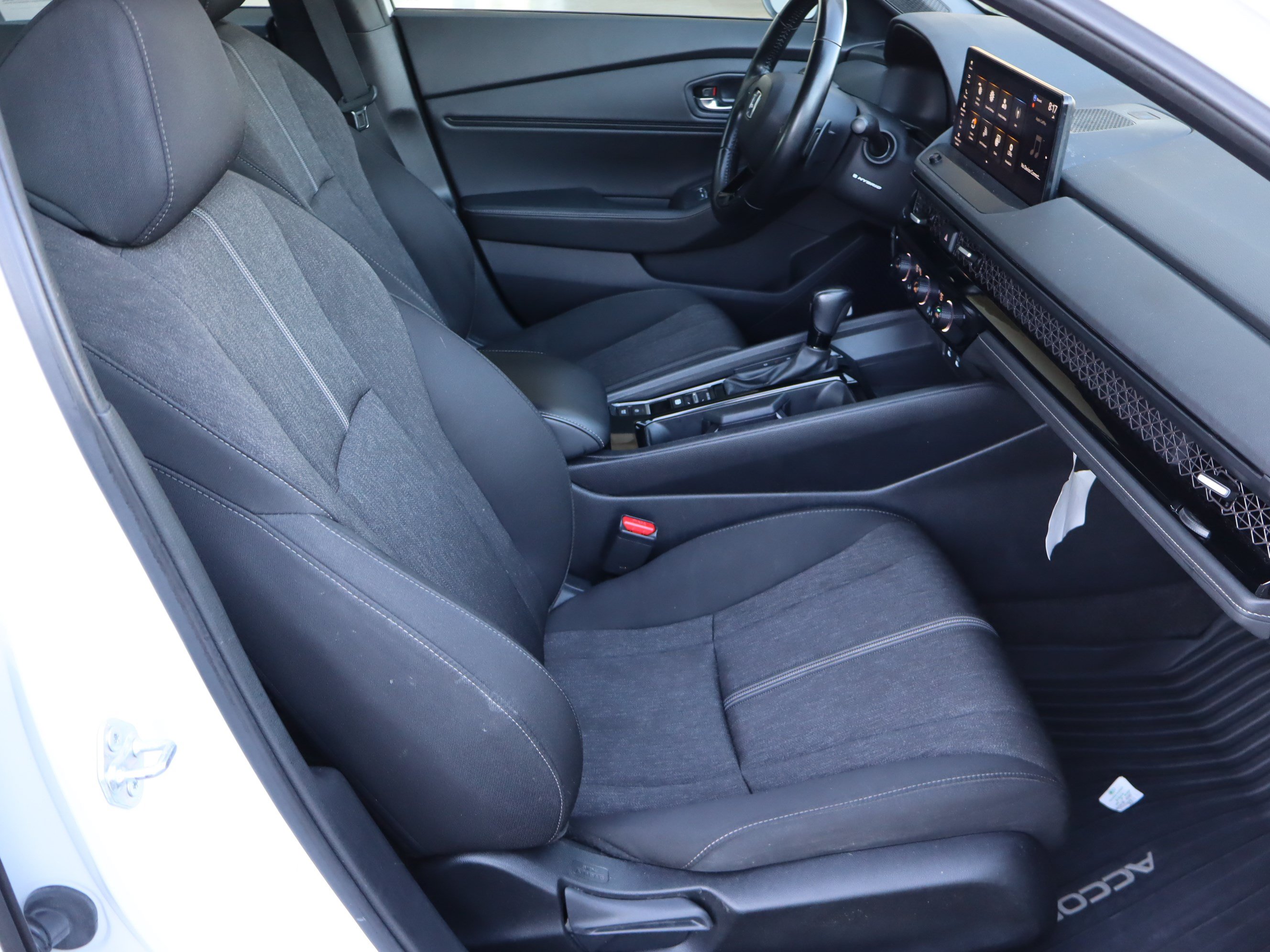 Used 2023 Honda Accord Sport image 36
