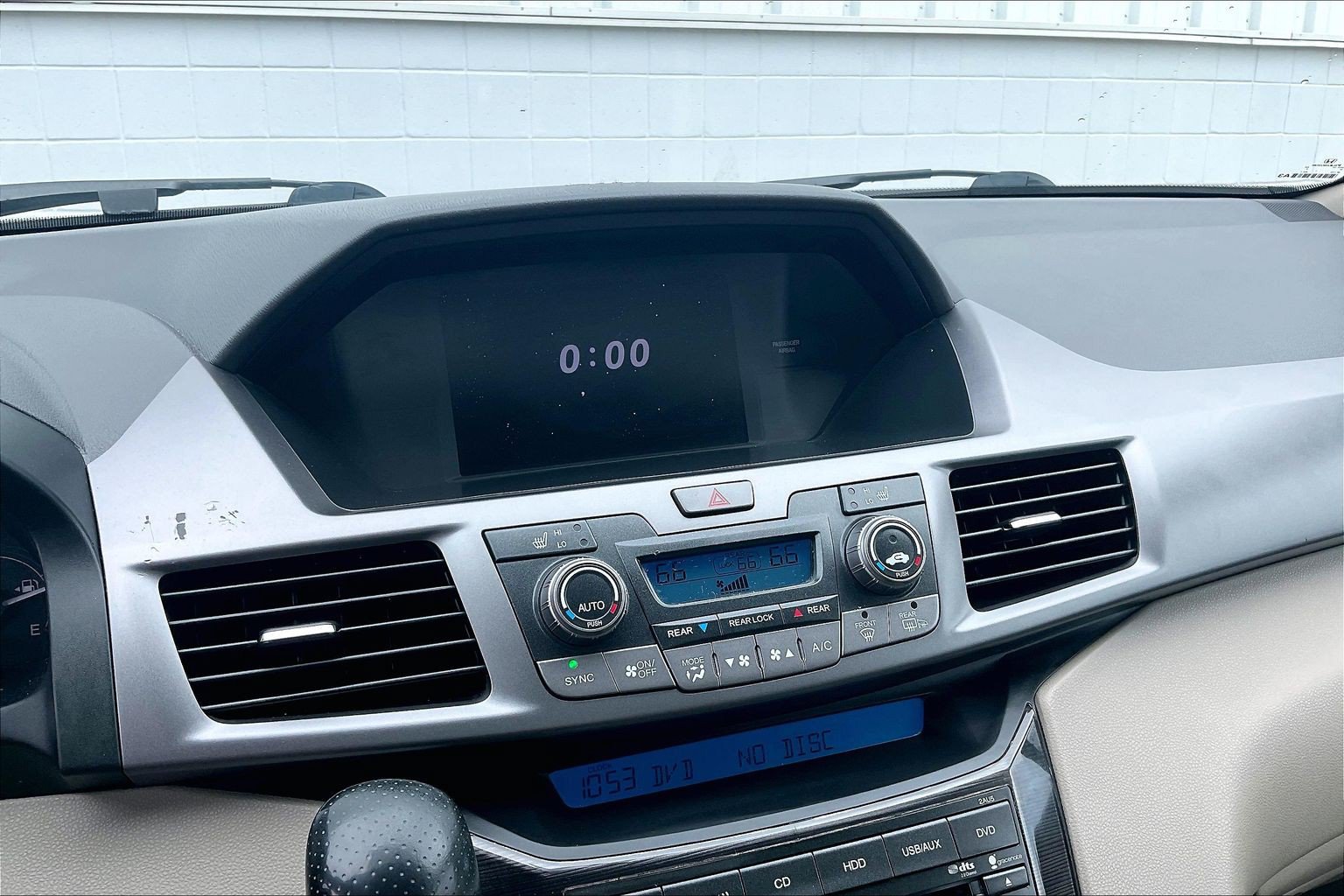 Used 2013 Honda Odyssey Touring image 38