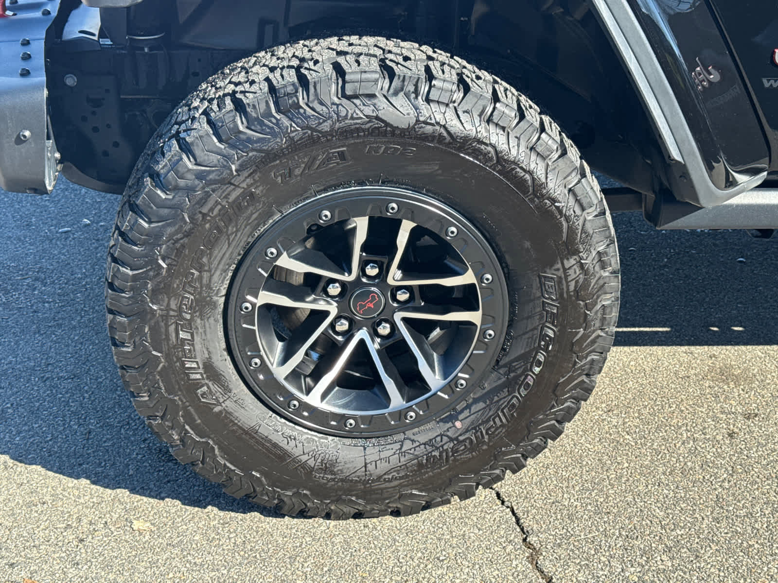 Used 2025 Jeep Wrangler Unlimited Rubicon AWD/4WD image 10