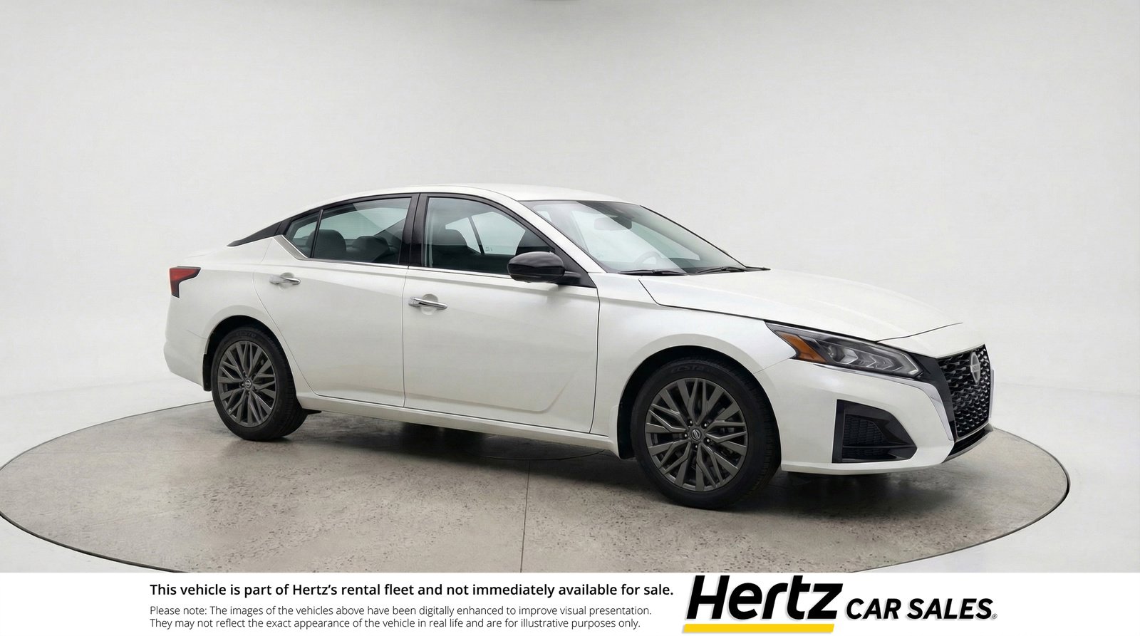 Used 2025 Nissan Altima 2.5 SV image 1