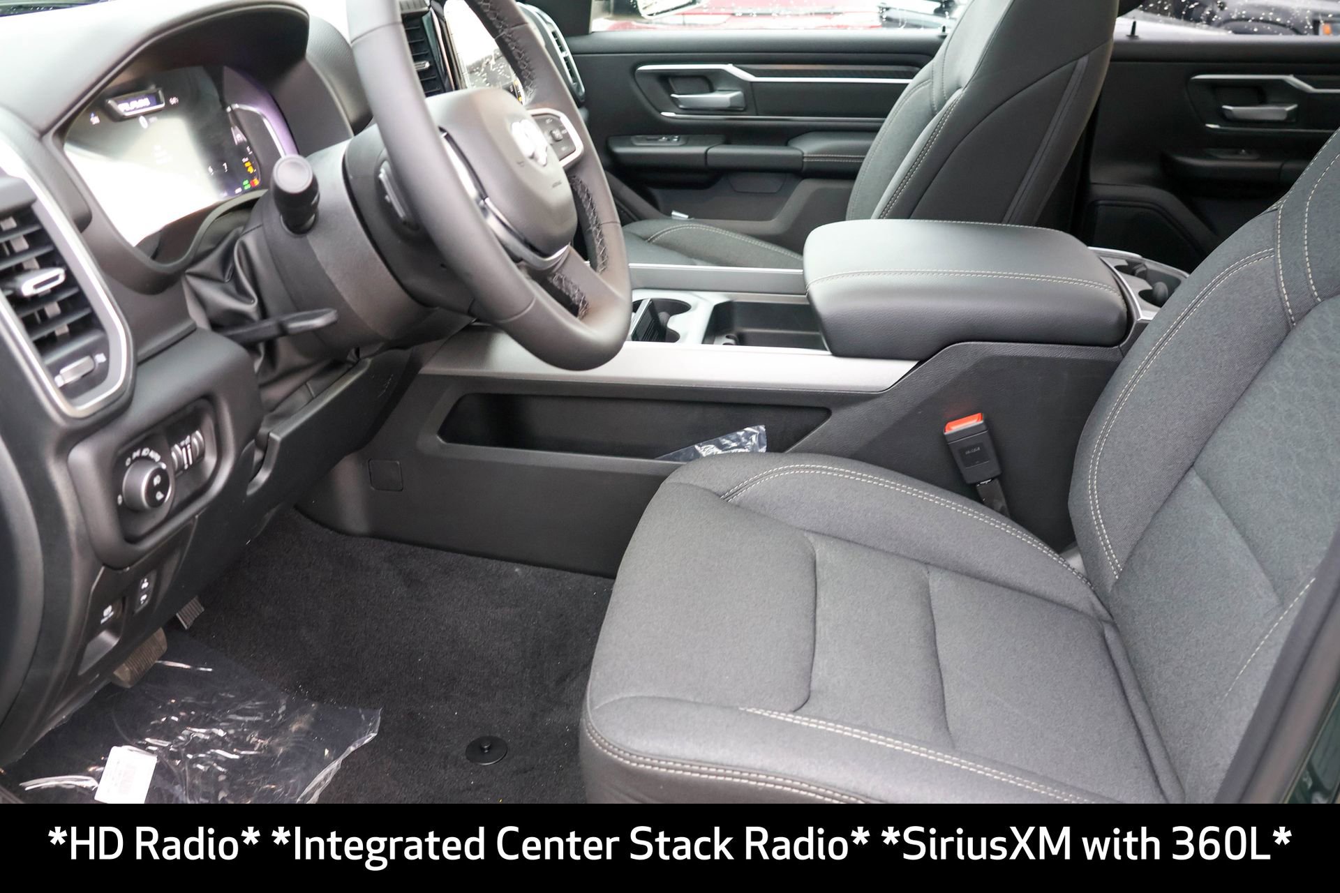 New 2026 RAM 1500 4x4 Crew Cab image 5