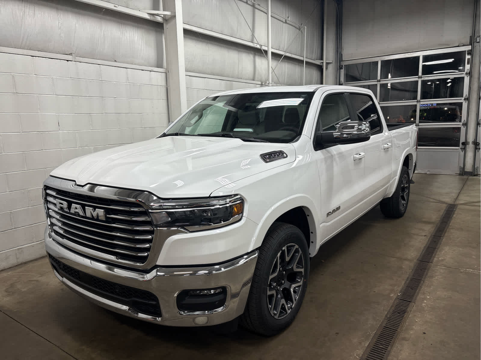 New 2026 RAM 1500 Laramie w/ Advanced Safety Group II image 4