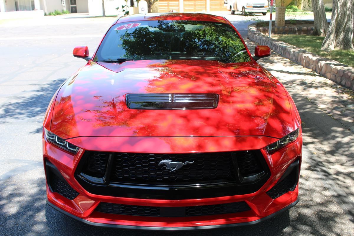 Used 2024 Ford Mustang GT RWD image 4
