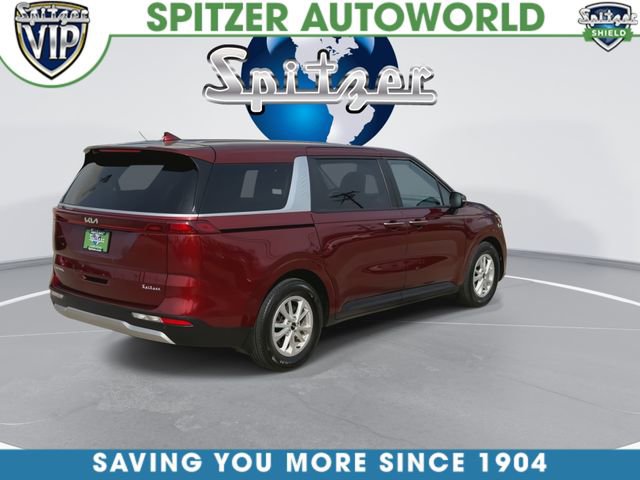 Used 2024 Kia Carnival LX image 9