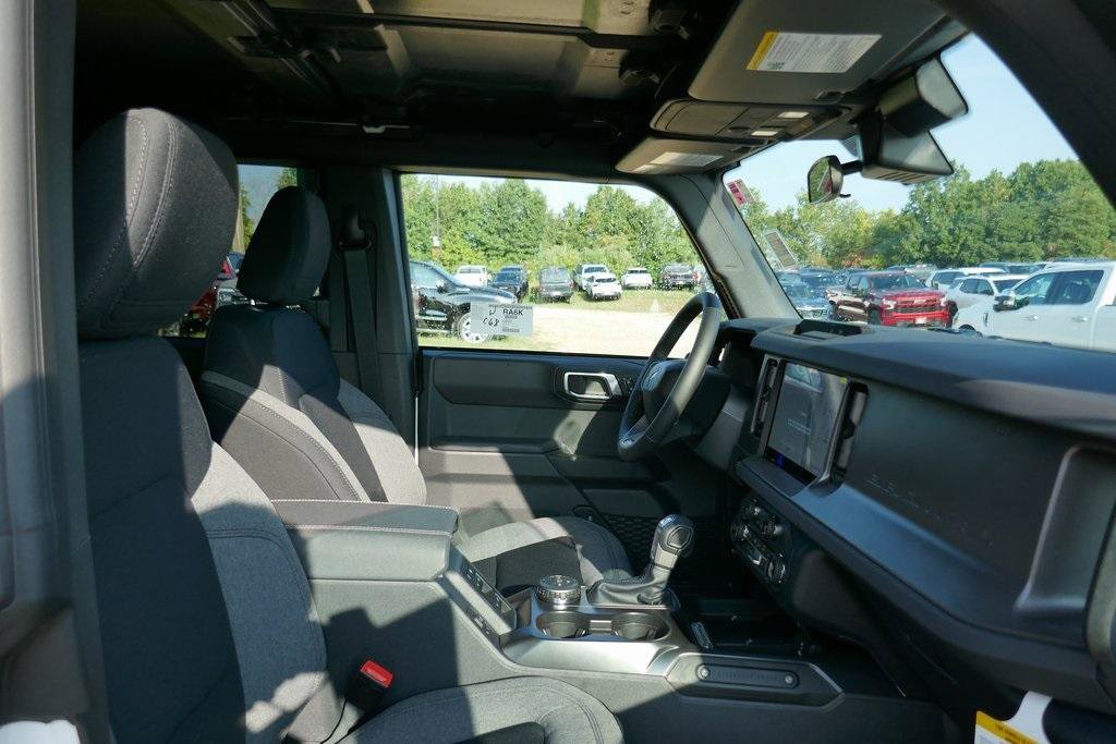 New 2025 Ford Bronco Big Bend image 9