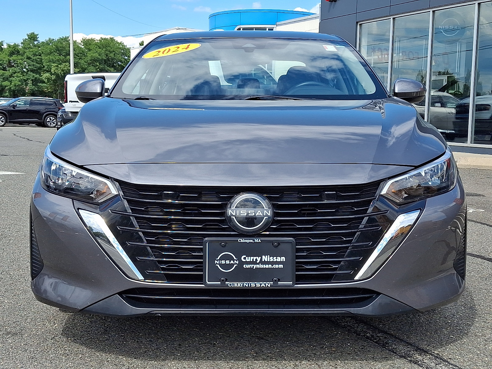 Used 2024 Nissan Sentra SV FWD image 2